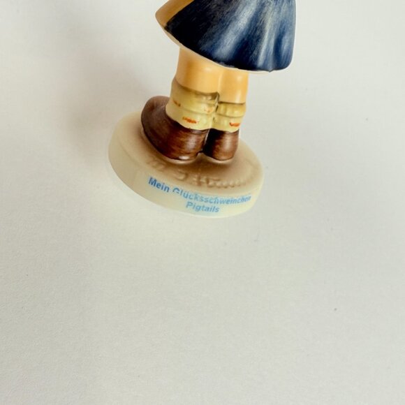 Goebel Hummel Vintage 4" Tall Pigtails Figurine 2052 TMK 7 Germany 1998 - Picture 4 of 6